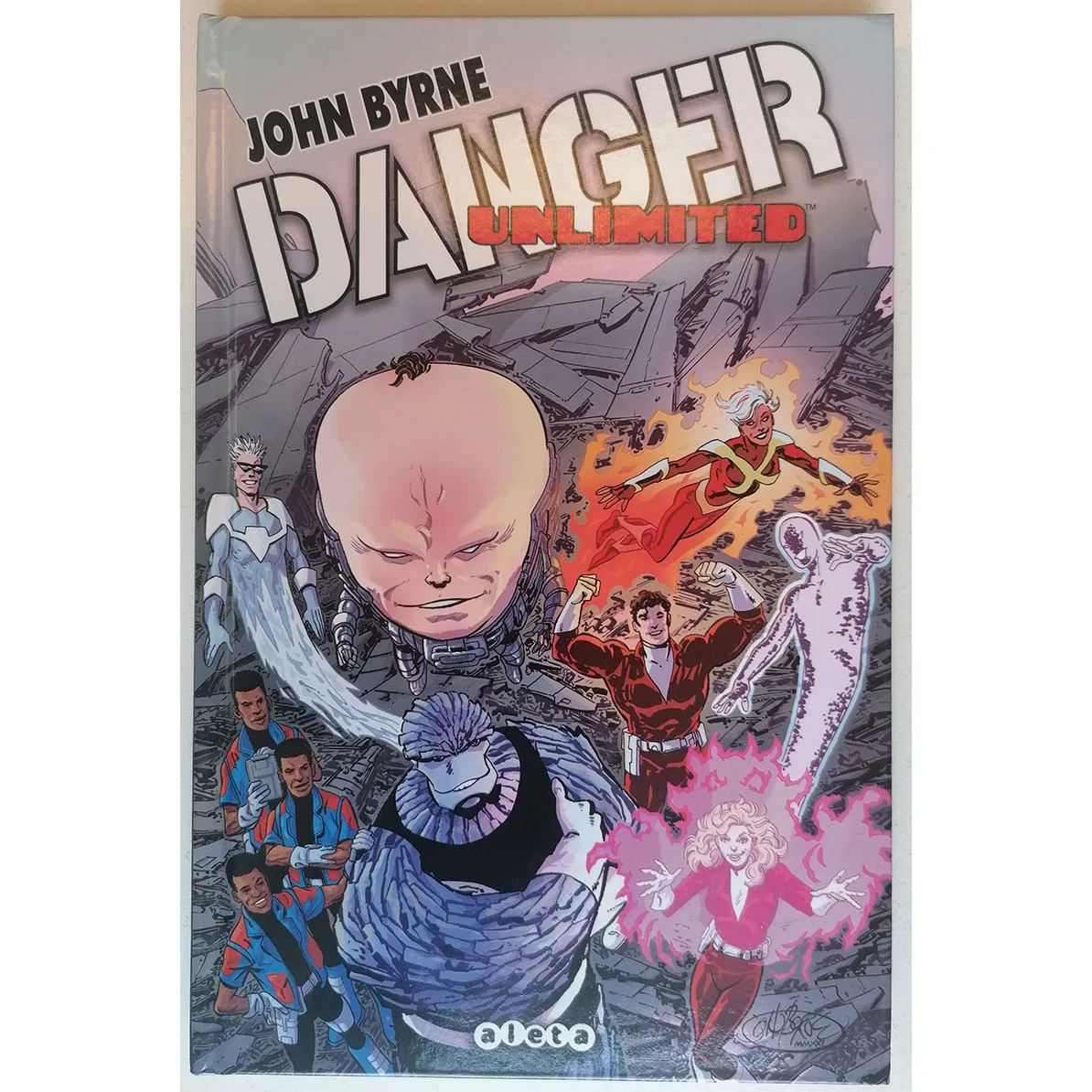 American, DANGER UNLIMITED, ED ALETA, year 2021, author JOHN BYRNE, COMIC BOOK in Spanish, TEBEO, novel GRAFICA