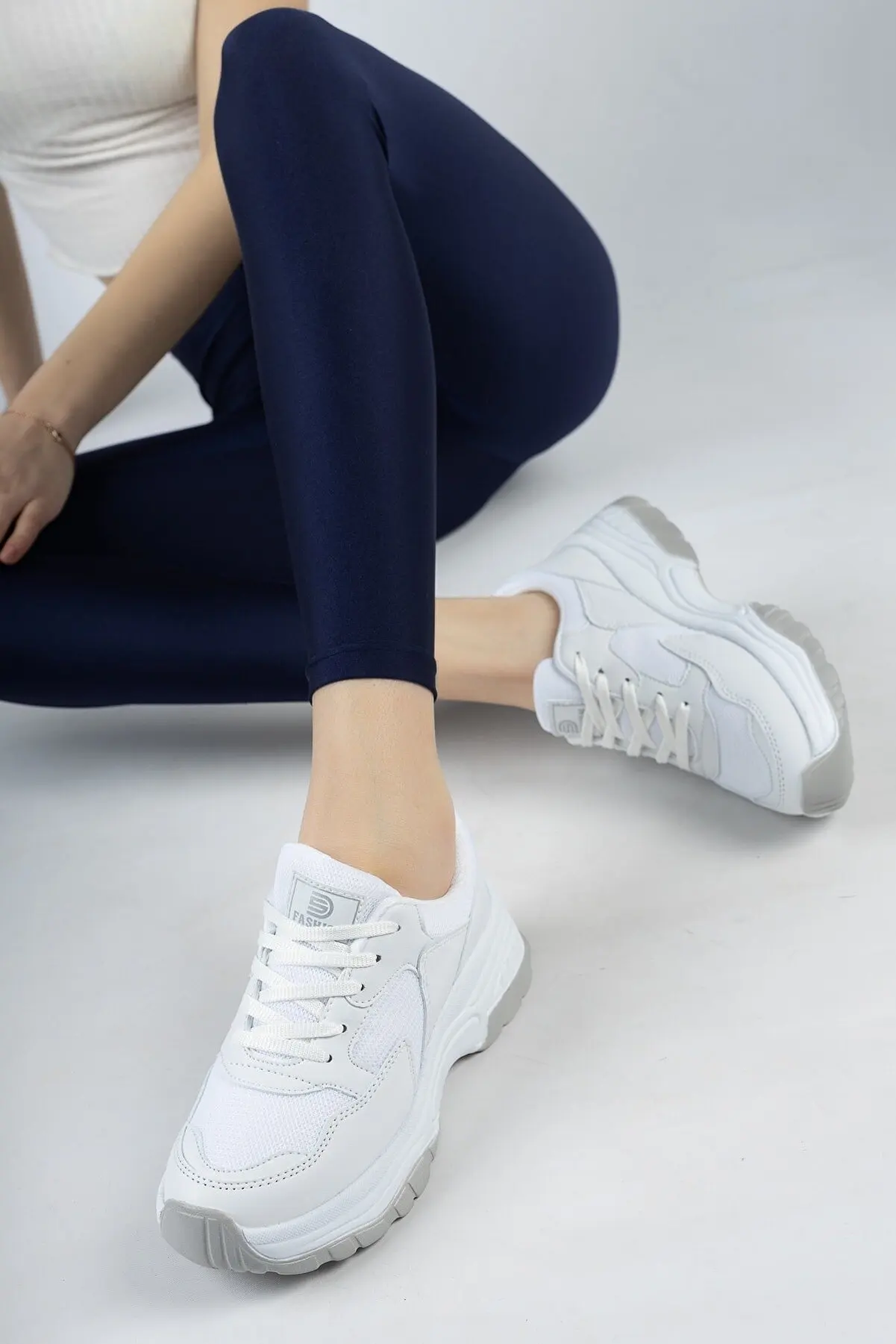 

Female Shoes, Women Casual Black Thick Sole Sneakers, Woman White Footwear, New Spring Fashion Thick Sole 4cm Platform Sneakers