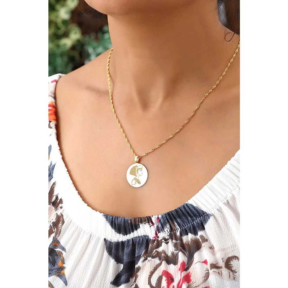 Gold Plated Cleopatra Madelion Locket Roundel Necklace Jewelry 925 Sterling Silver with Singapore Chain