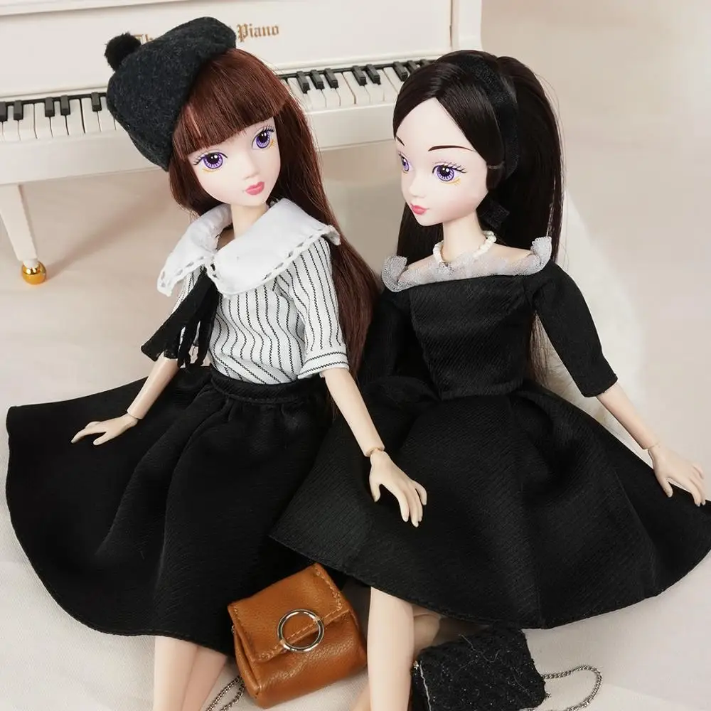 Kurhn weekly fashion dolls winter season