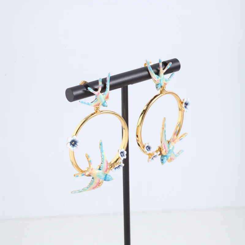 

European And American Jewelry Wholesale Hand-Painted Enamel Glaze Color Swallow Flowers Gold-Plated Circle Style Ladies Earrings