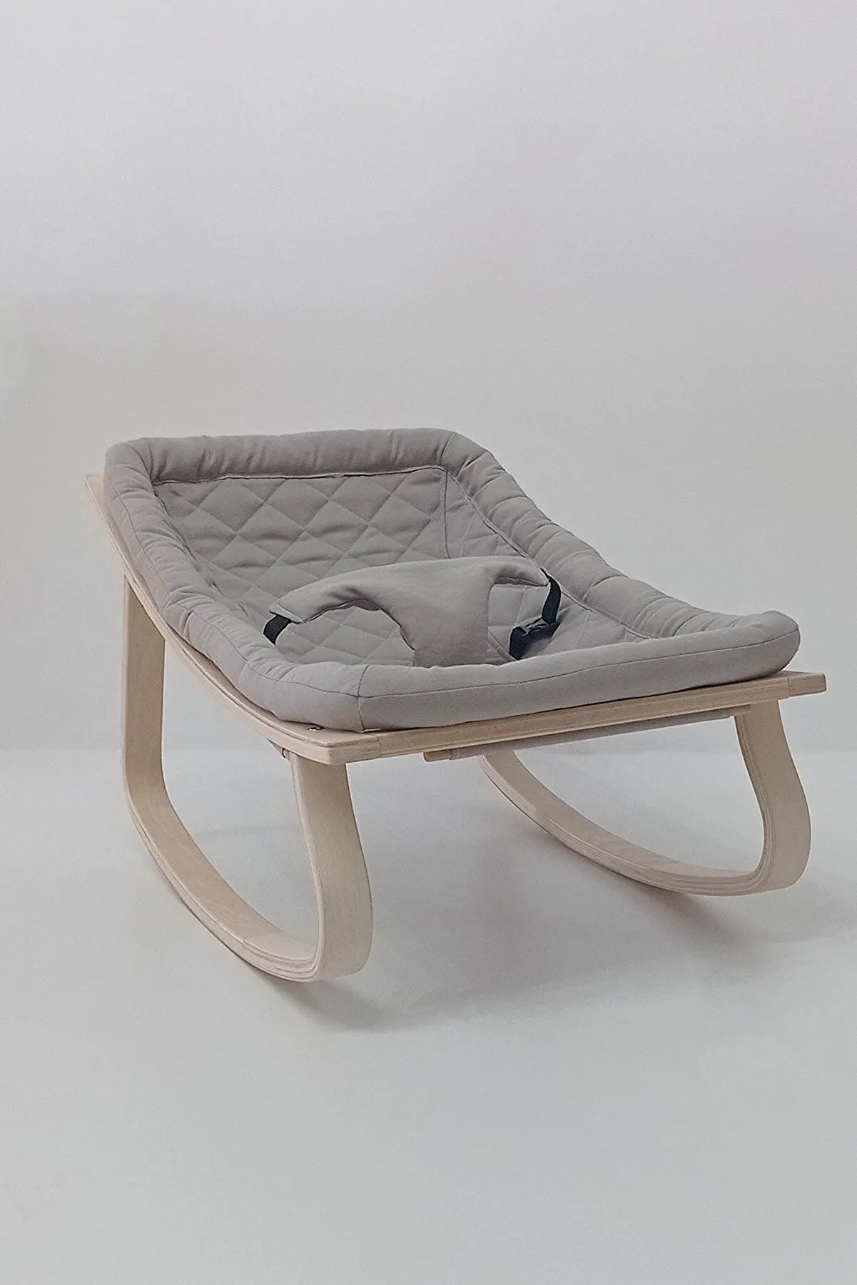 Natural Wooden Rocking Baby Sleeping Bed Baby Cradle Rocking Chair Rocker Baby 0-36 Months Swing Soothing Crib Newborn Nursery