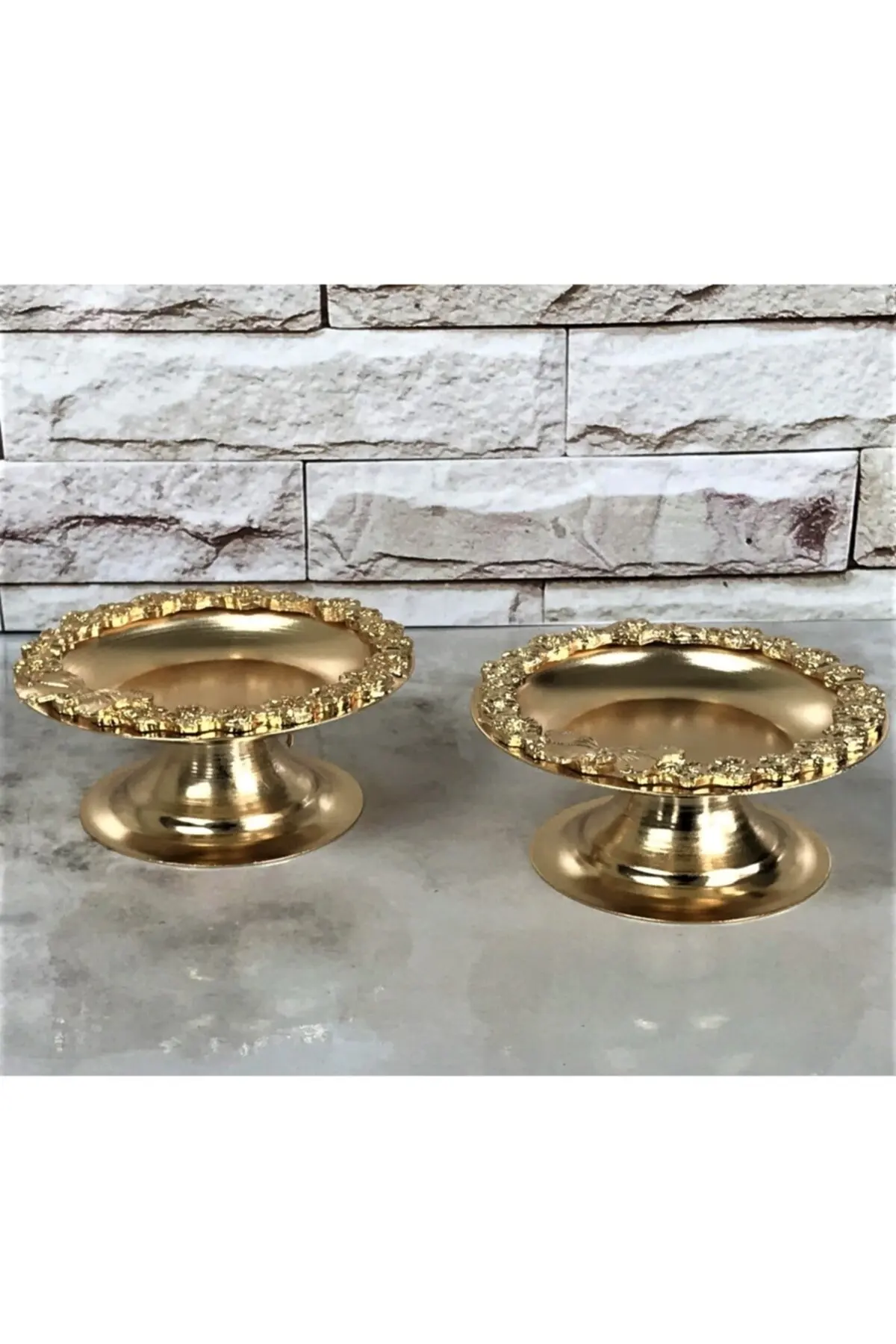 

2 Pieces Butterfly Delight Holder Metal Stylish design Gold color Footed Delight Holder Footed Delight Holder Presentation Plate