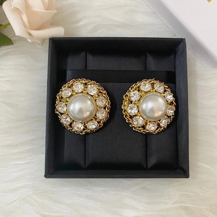 European And American Brass Gold-Plated Retro Round Pearl Crystal Ear Clips