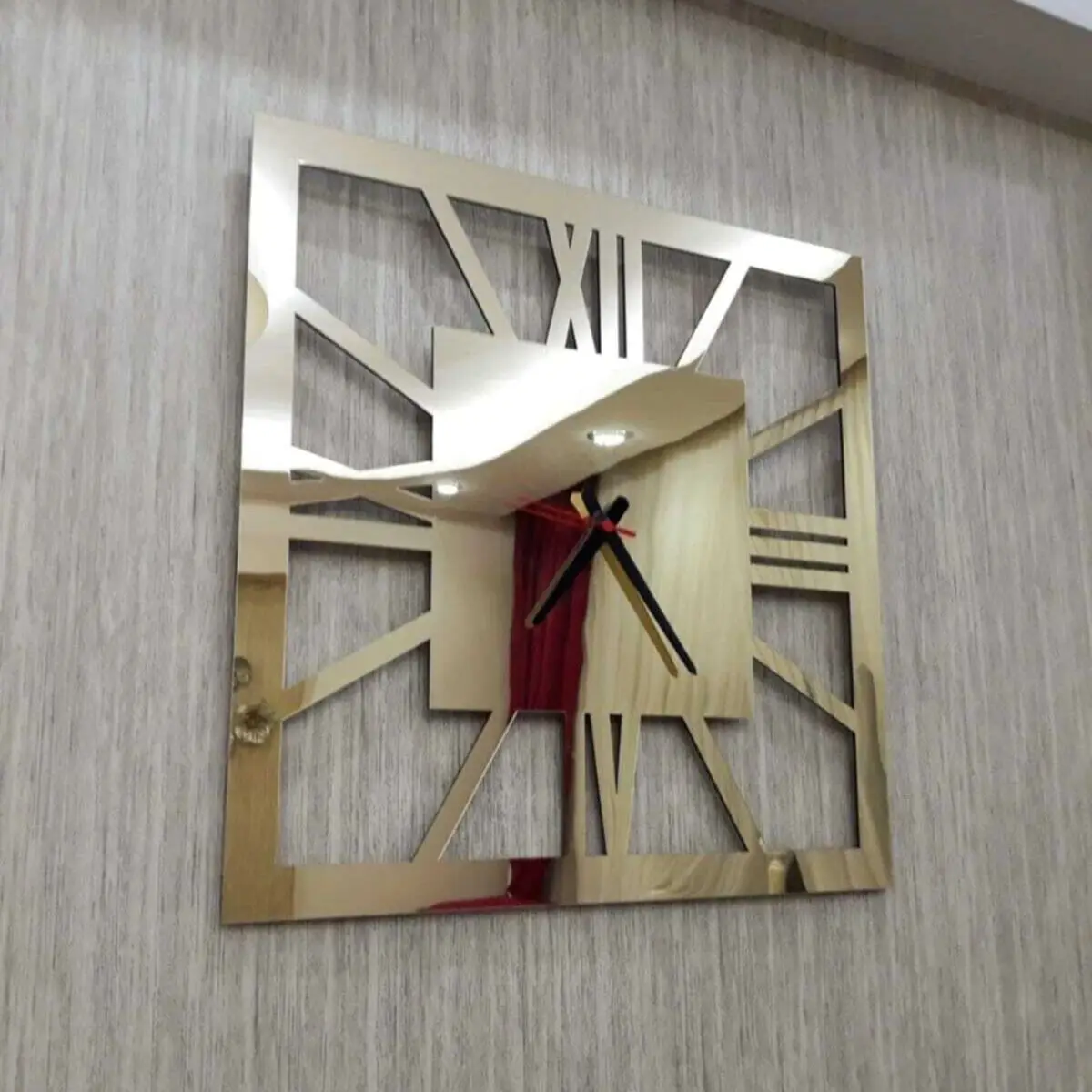 Decorative Gold Square Wall Clock Modern Mirrored Plexiglass Roman Numeral Economic 40x40 Cm Silent Europe Model Modern Design