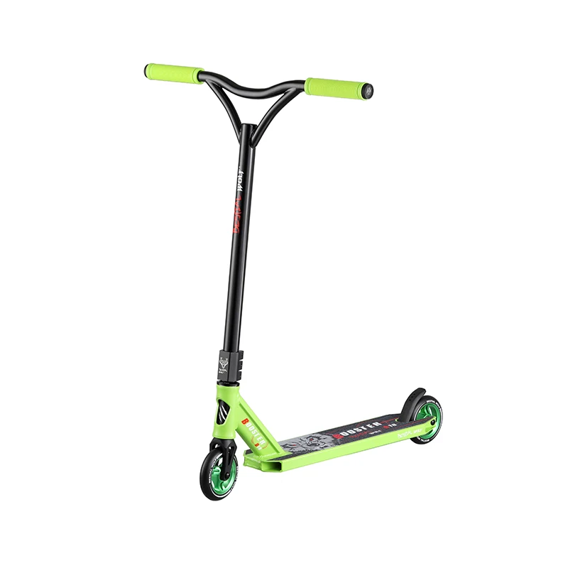 BOOSTER B18-GREEN BESTIAL WOLF Scooter Pro Freestyle Green