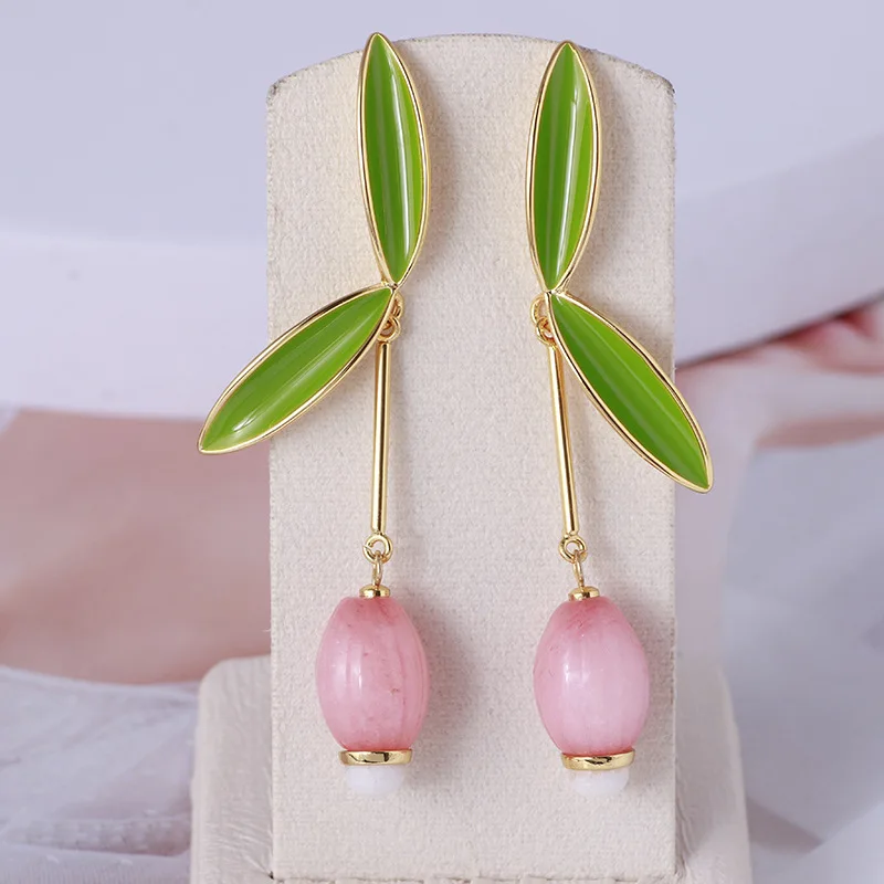 New Linear Green Leaf Cape Gooseberry Show Face Thin Ladies Earrings