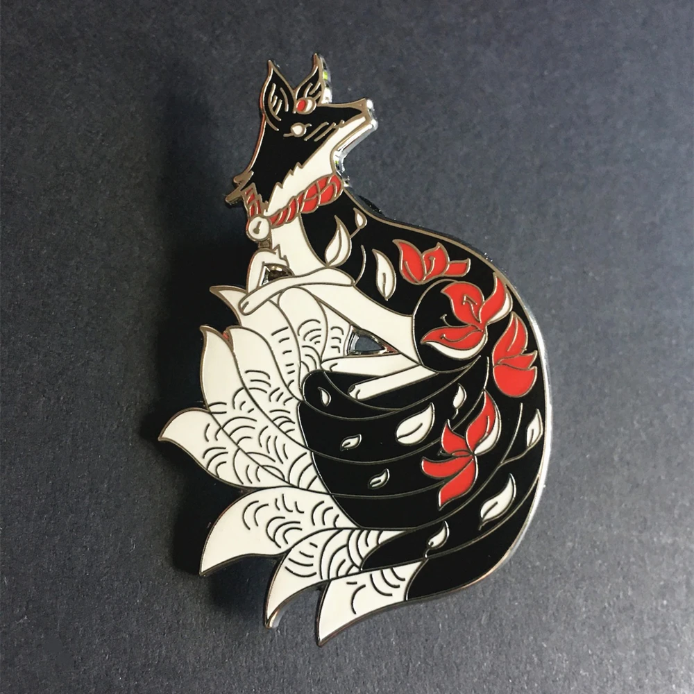 Kitsune Fox Spirit Hard Enamel Pin Cartoon Elegant Black Nine Tailed Fox Animal Metal Brooch Accessories Fashion Badge Jewelry