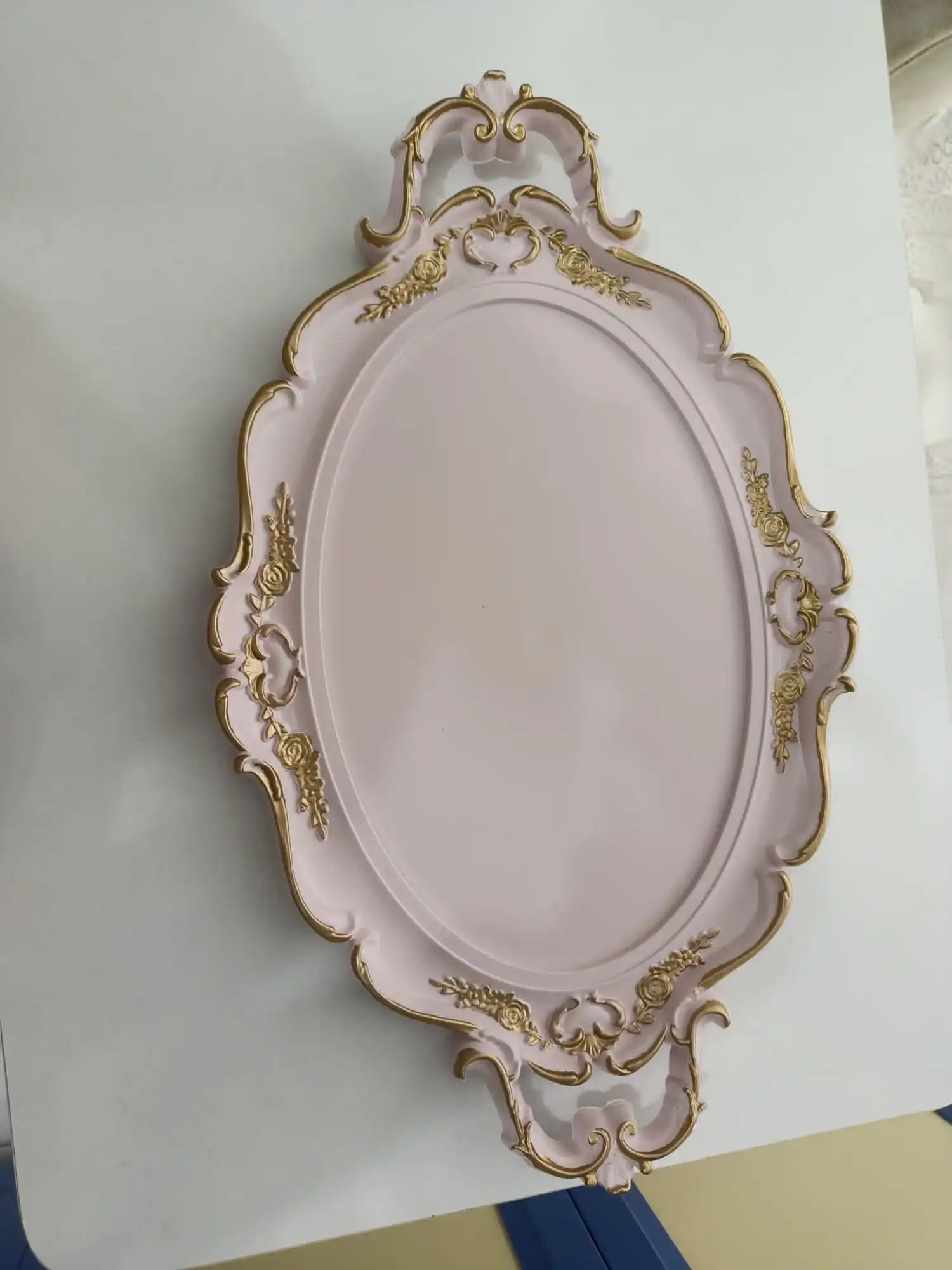 DOLBOVI Luxury and Stylish design tray Powder Pink Color Wonderful and British Design handmade Plastic