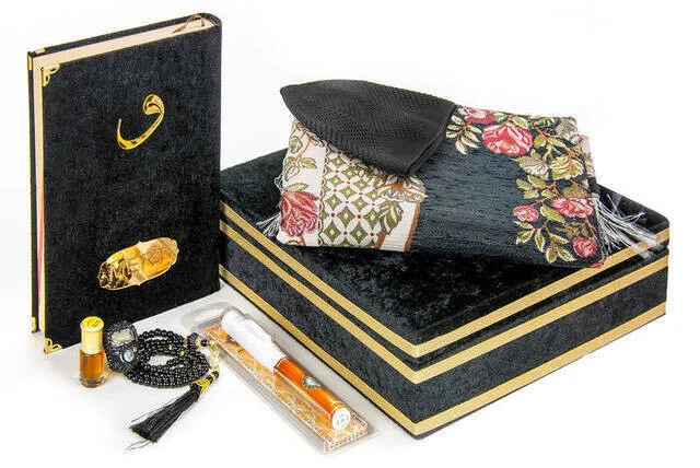 ISLAMIC Holy Quran-Special Velvet Lined Crate-Name Printed-Religious Gift Set