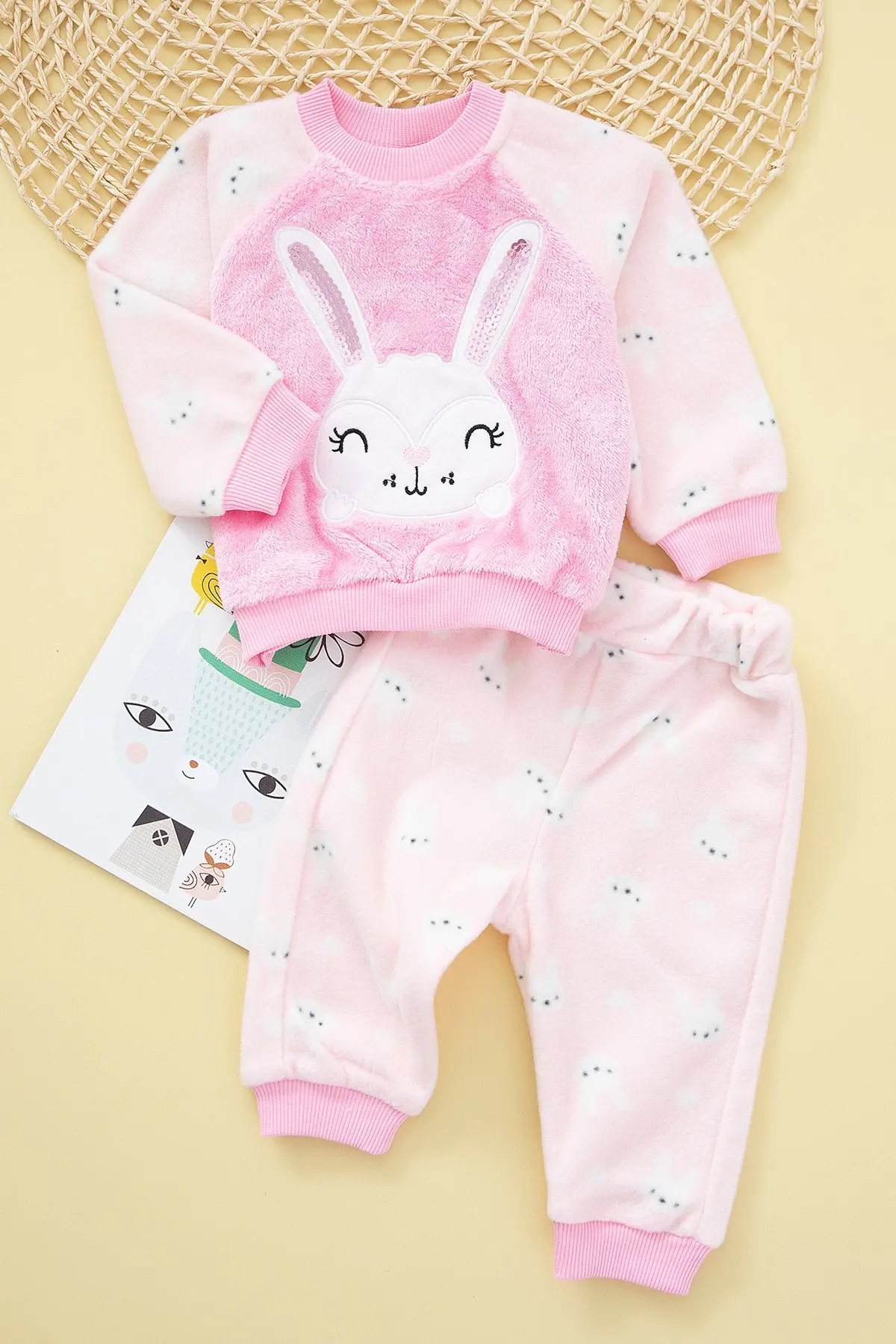 Baby girl Rabbit Welsoft Suit 80 Cotton 20 Polyester Soft Textured Casual Stylish of (3-24 Month)-214232