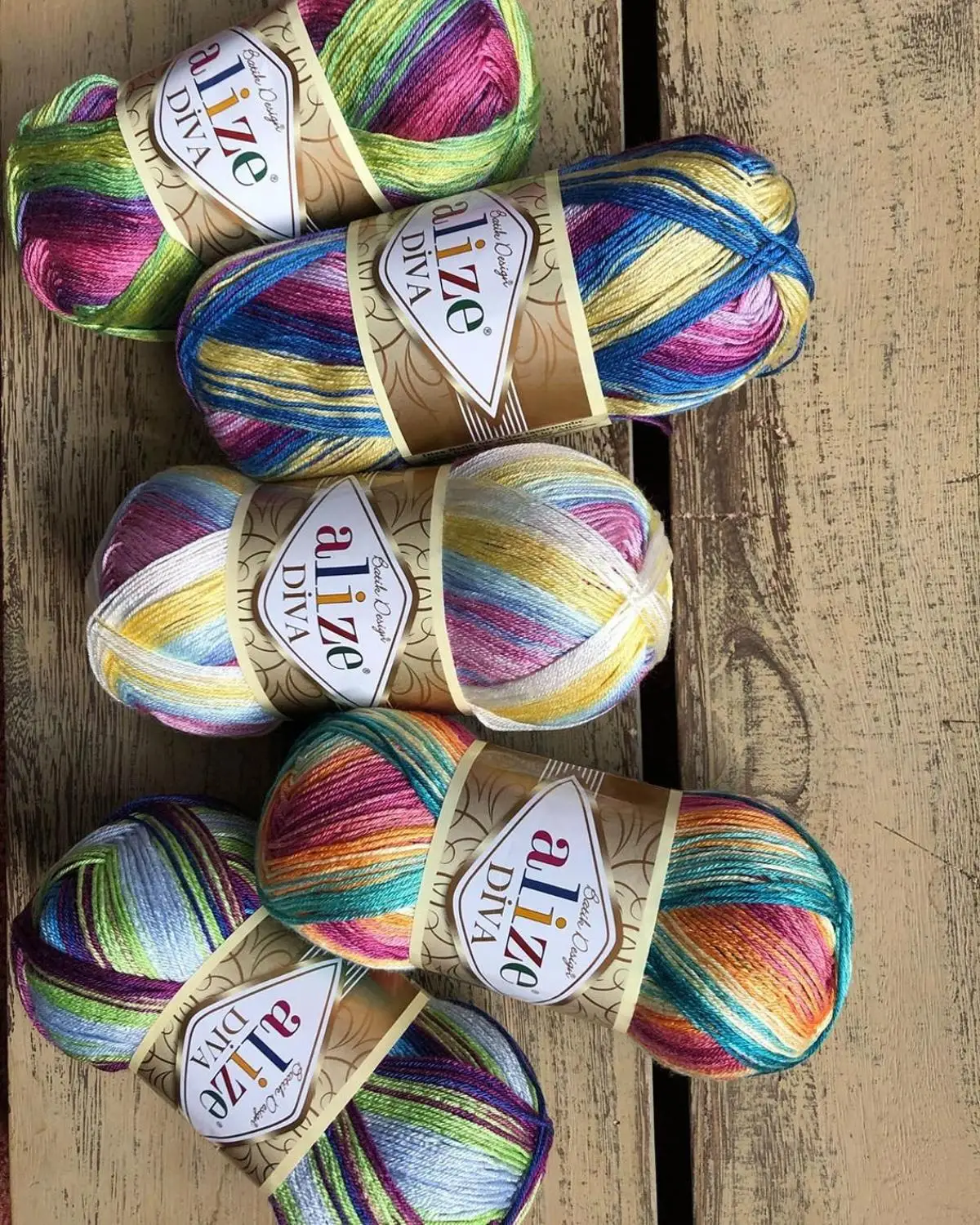 Quality Hand Knitted Yarn (5 Ball) 25 Color Options 350 Meters(100gr) acrylic Knit Yarn  Alize Diva Batik Knitting Patterned Thin - Baby - Scarfs - Cardigan - Beret - Dress - Made In Turkey - DIY