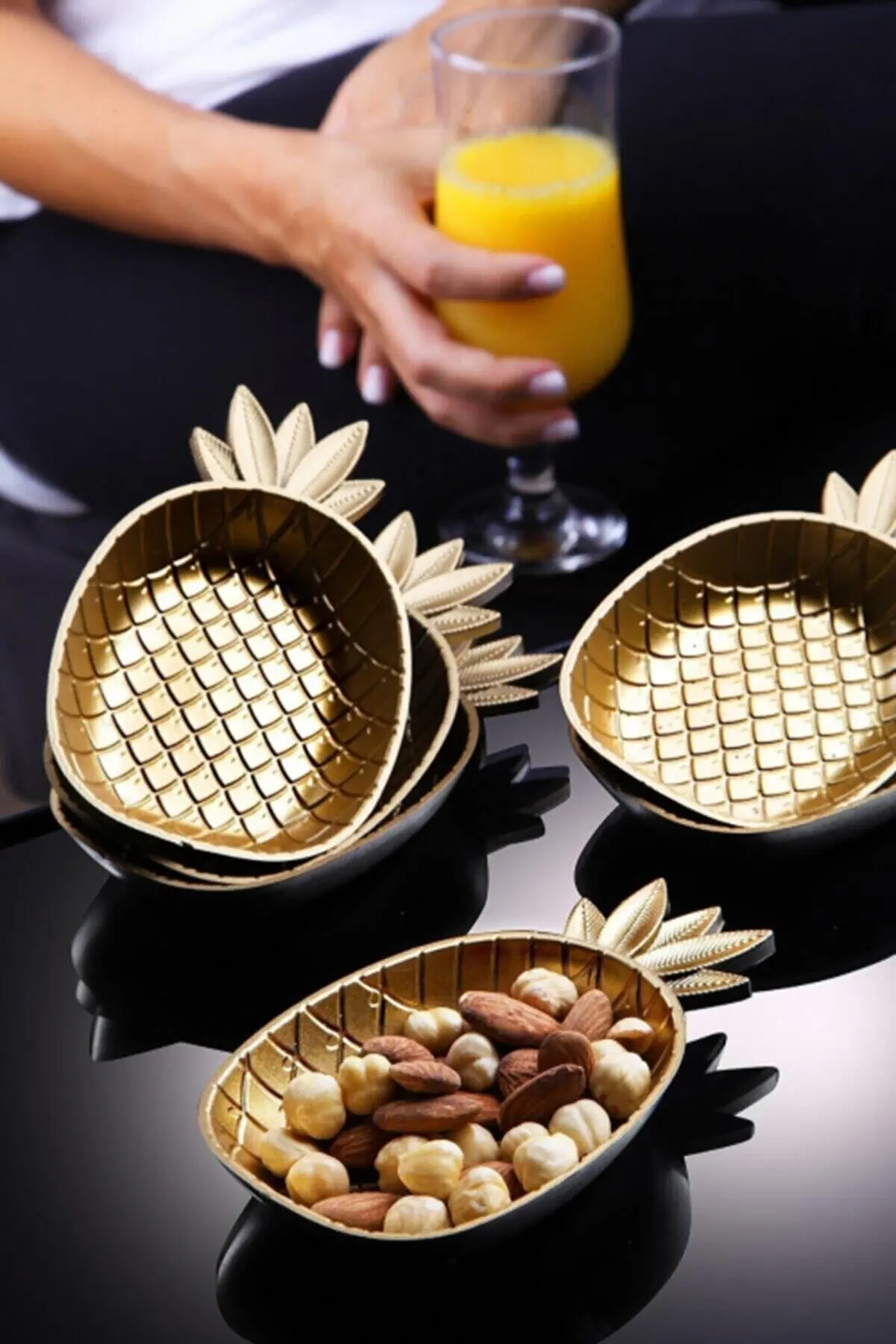 

Yellow 6 pcs Pineapple Cookie Plate Dishes for serving Plates for food kitchen utensils plates Snack plate