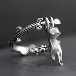 Vintage Cute Climb Tree Cat Pendant RingsFor Women Men Personality Silver Plated Thorns Animal Ring Unisex Finger Jewelry