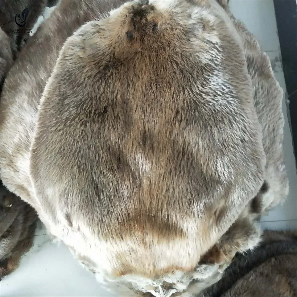 Wholesale supply natural brown Oval shape beaver fur pelt real fur skins for sale