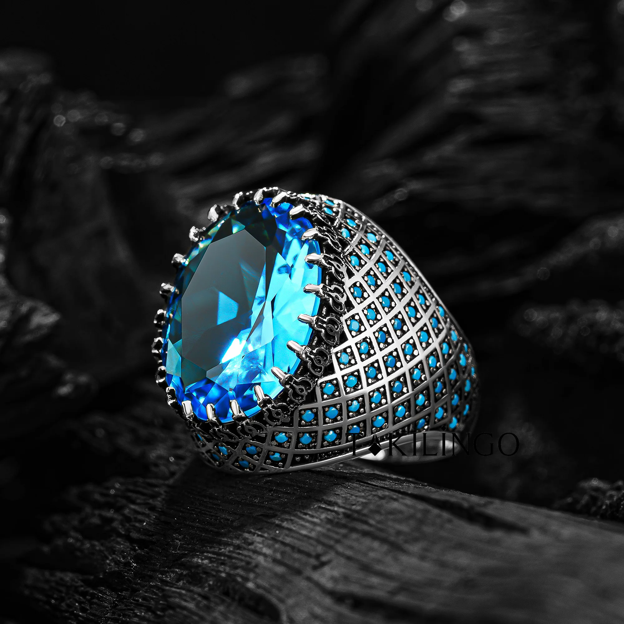 

Elegant Chic Design Solid 925 Sterling Silver Blue Zirconia Men's Ring Business High Quality Handmade Jewelry Gift For Him