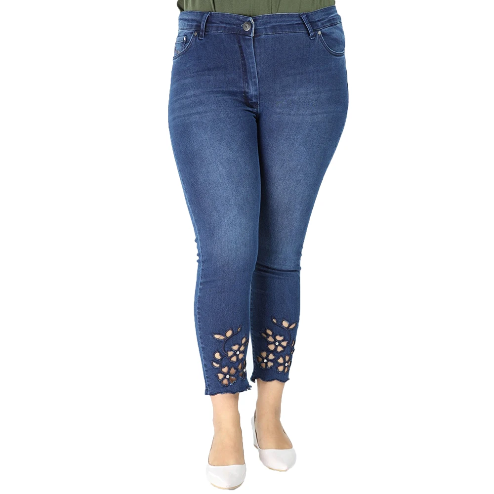 Hanezza Plus Size Women Fashion 2021 Winter Clothing Embroidery Cuff High Rise Calf-Lenght Elegant Coated Denim Trousers 2XL-7XL Large Size Highly Seasonal Chic Jeans 44-54 EU Casual Wear Female Black, Dark Blue, Blue