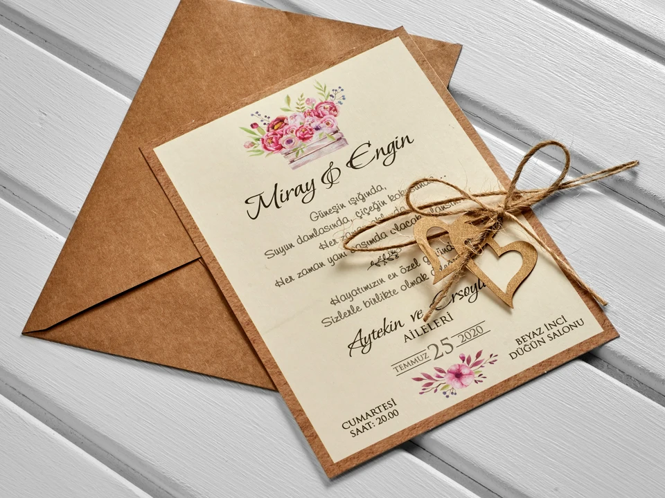 Wedding invitation cards with 50 pieces of heart paper and envelope rope