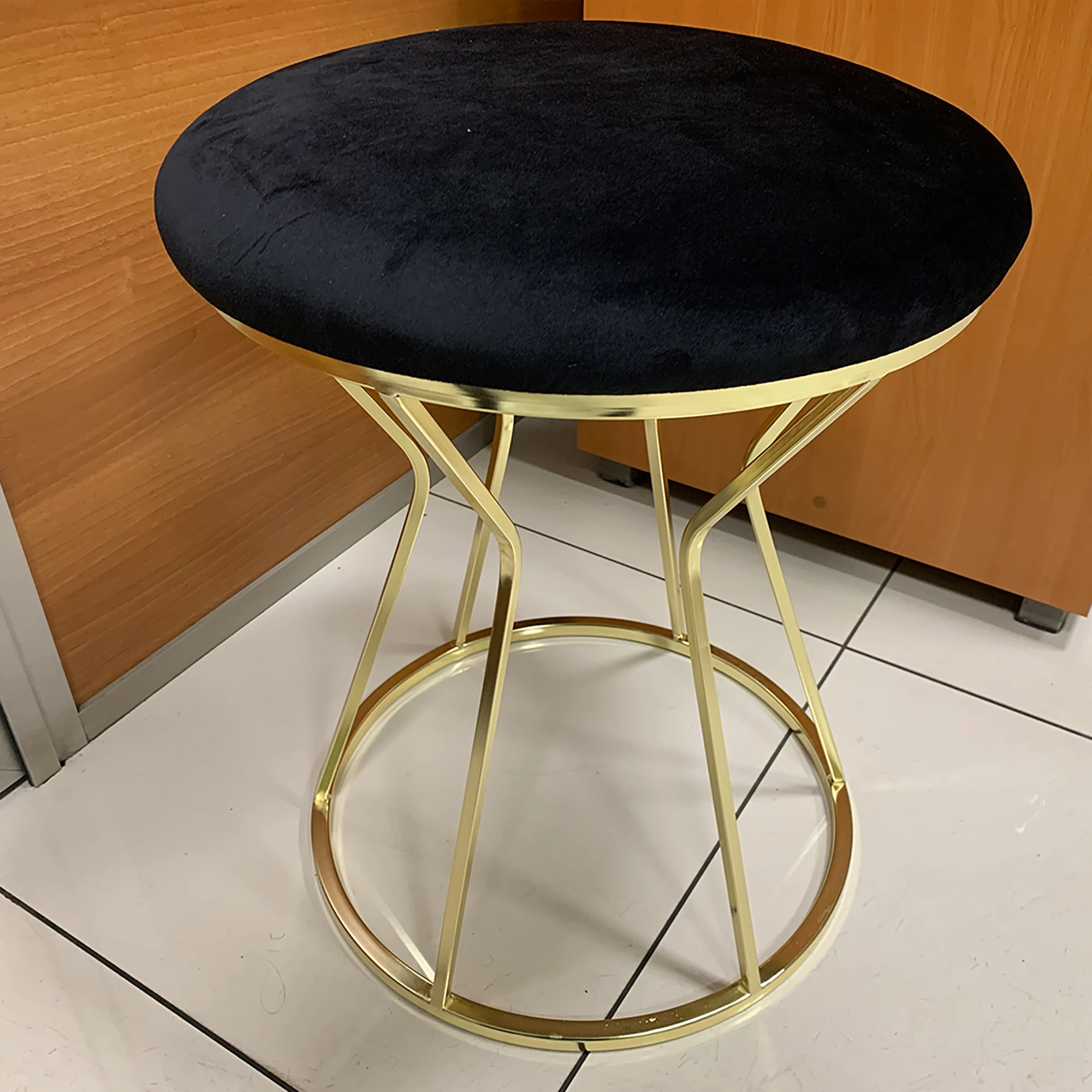 Gold Metall Hocker, Wohnkultur, Wohnzimmer, Innen Möbel, Chesterfield-Hocker, Moderne Metall Hocker, möbel