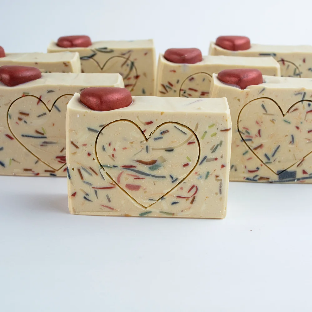 Lavender Oil and Carrot Oil Natural Handmade Soap Valentine Scented Gift Birthday Gift Box