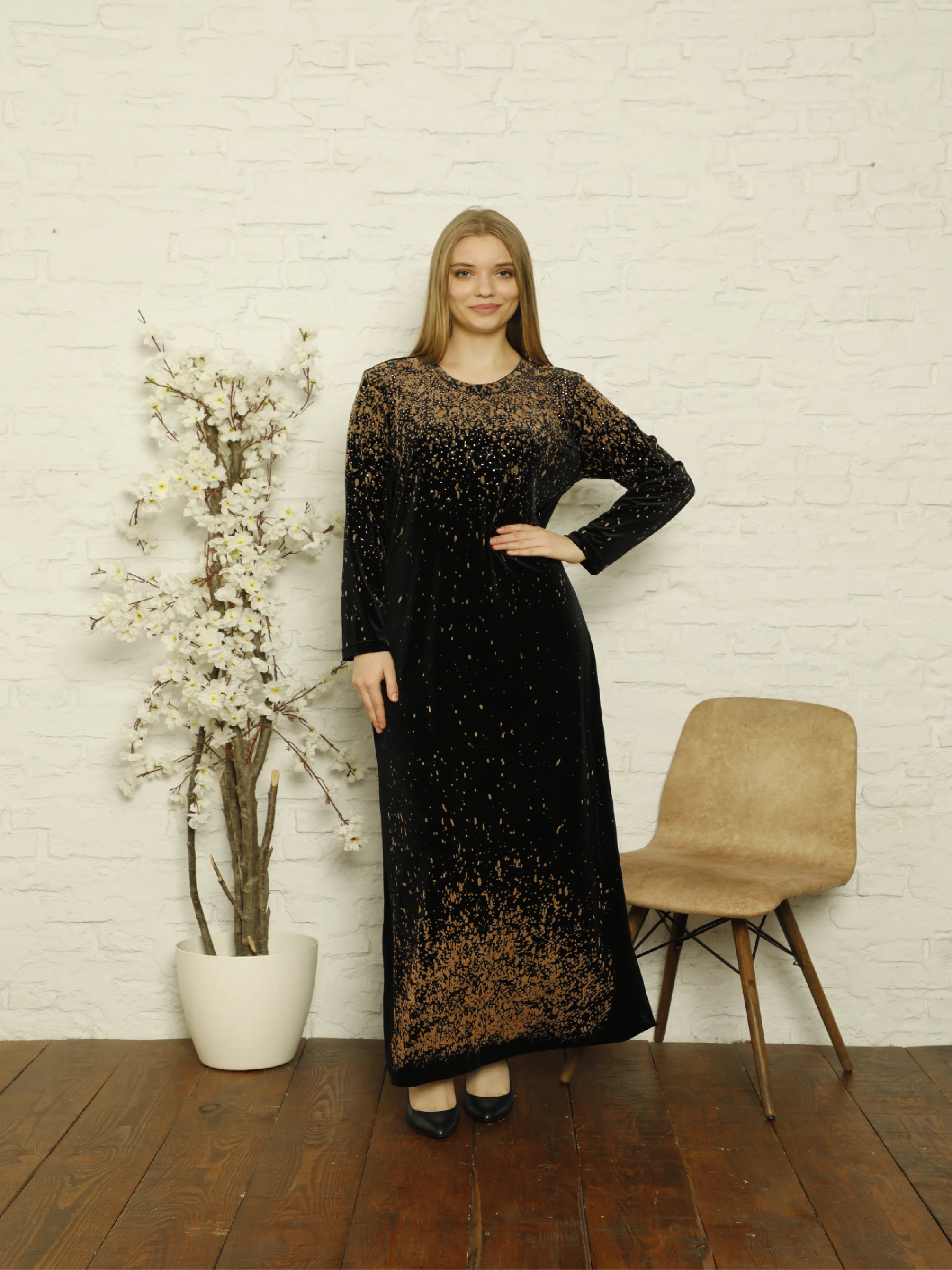 Laila 2022 New Season Autumn Winter Flock Printed Stone Embroidered Long Shiny Velvet Fabric Dress Muslim Dresses Eid Mubarak Kaftan Dubai Abaya