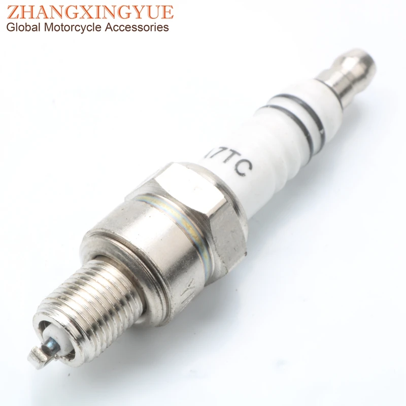 4PC A7TC Spark Plug for Honda C50 C70 C90 C100 Motorcycle ATV 4-stroke