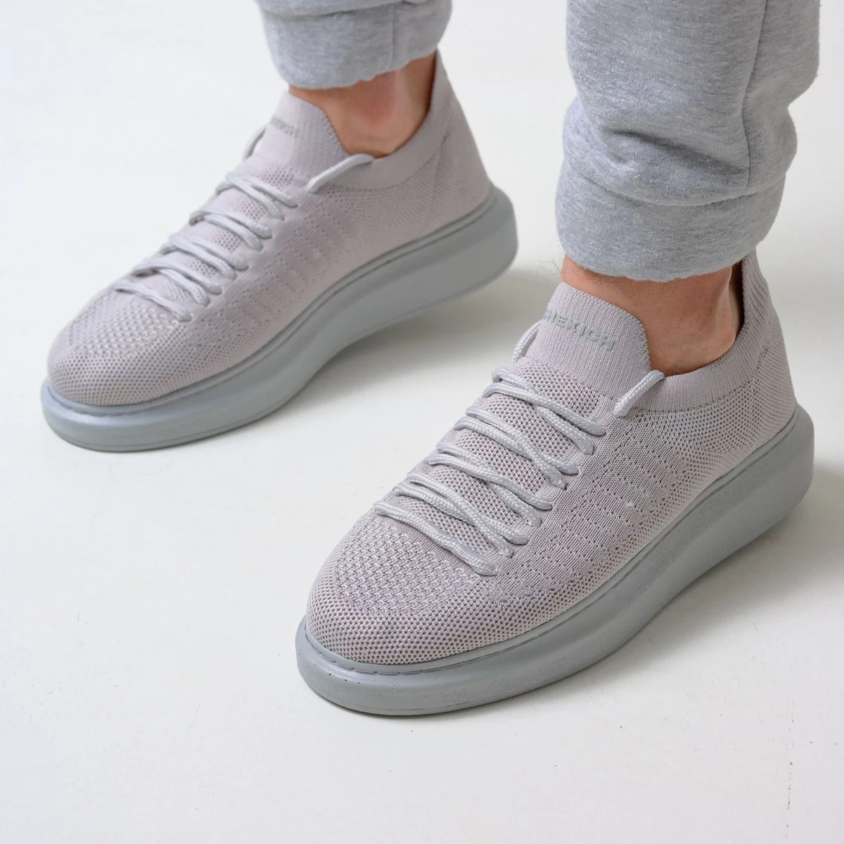 

Chekich Men's Casual Shoes Gray Color Mesh Fabric Material Lace-Up Stitched White Sole Breathable Odorless Sneakers CH307 BT