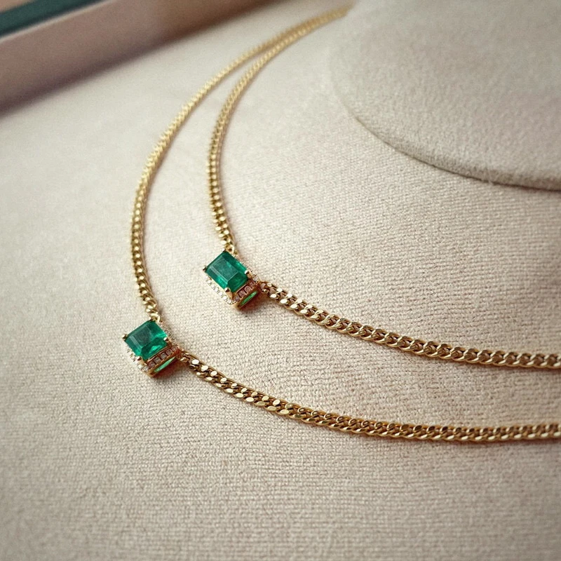 Aazuo 18K Yellow Gold Natural Emerald Real Diamonds Lovely Square Choker 41CM Necklace Gifted For Women  Engagement Party Au750