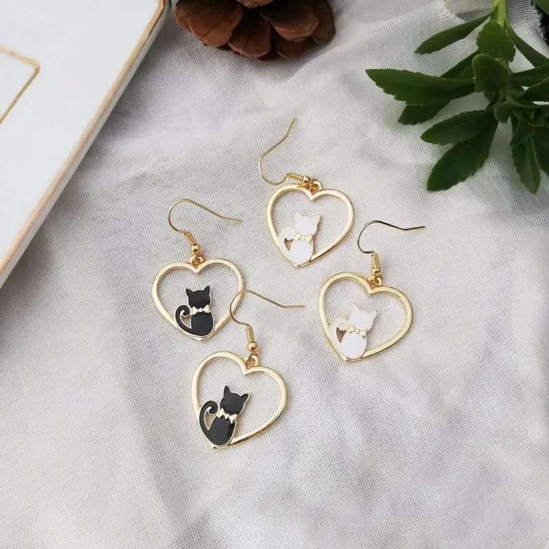 Cute Rabbit Red Heart Asymmetry Stud Earrings For Women Sweet Daisy Flower Animal Earring Birthday Party Wedding Jewelry