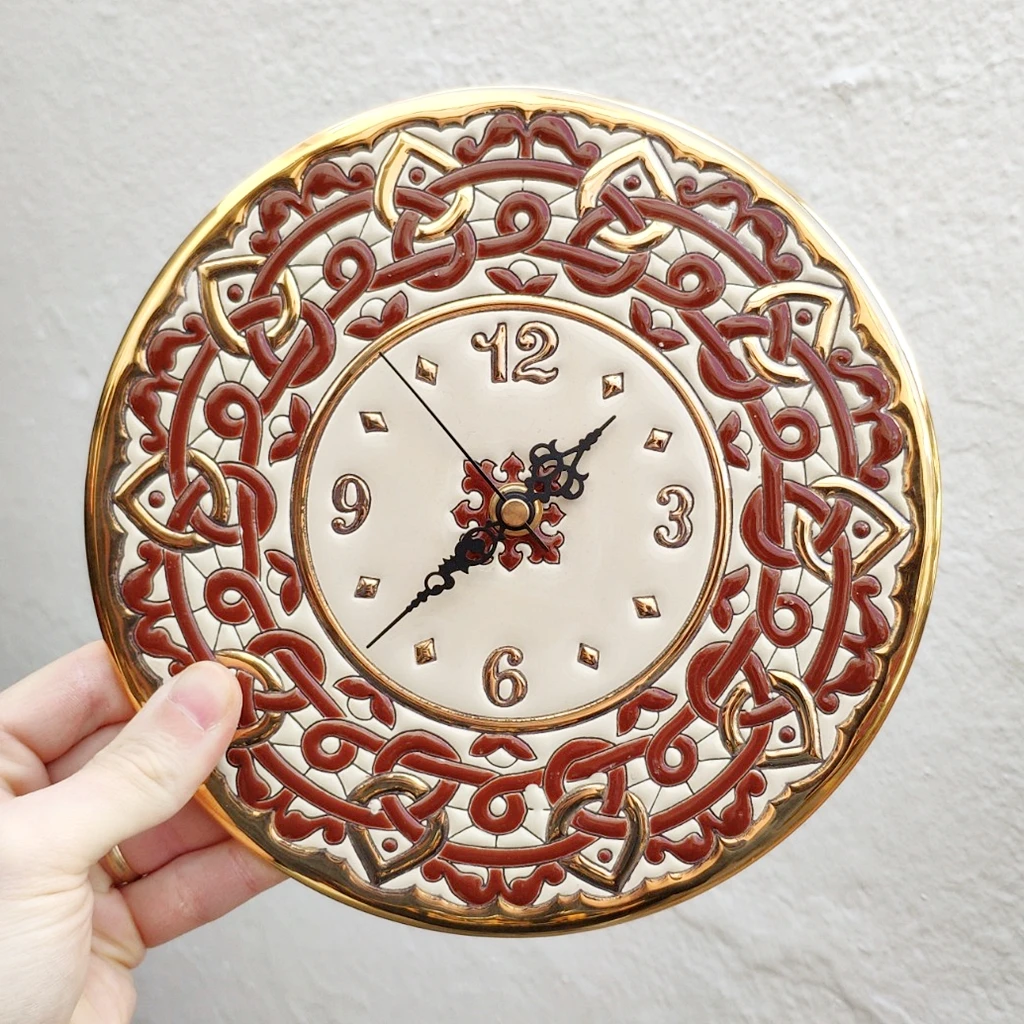 Spanish high ceramic watch 22 cm/8,66 inch enamelled diameter made to 24 quilates-arte-home and decoration