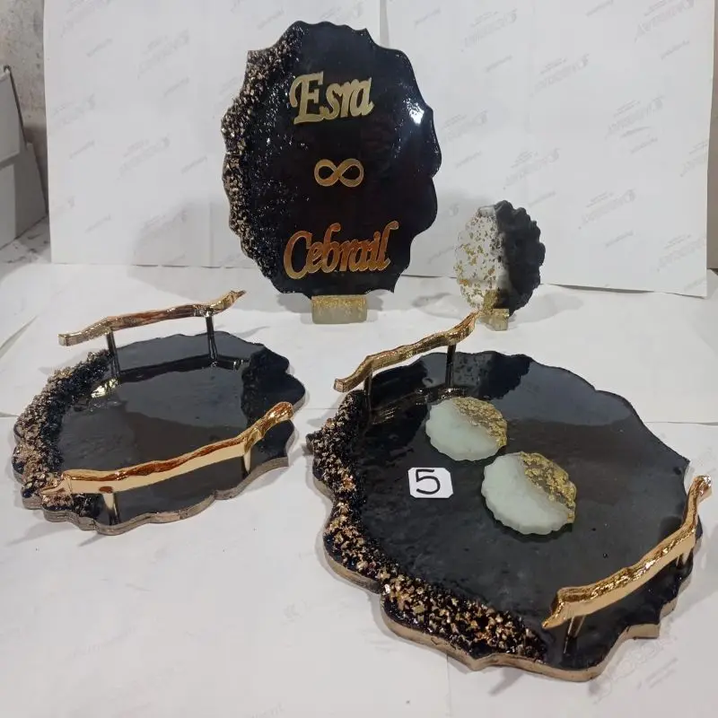 

Round Model Black Can Be Customized Wedding Engagement Presentation Coffee And Promise For Special Occasions Custom Design Set