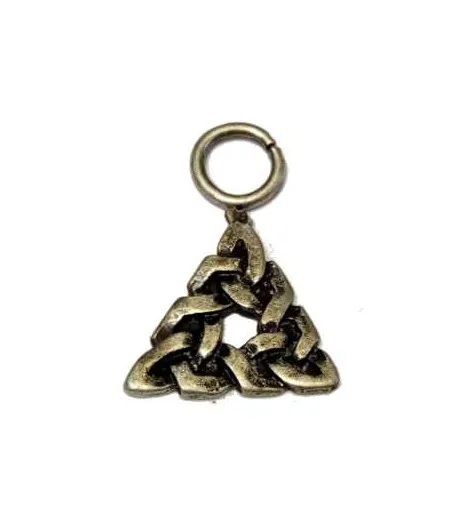 Celtic knot amulet, it gives balance.