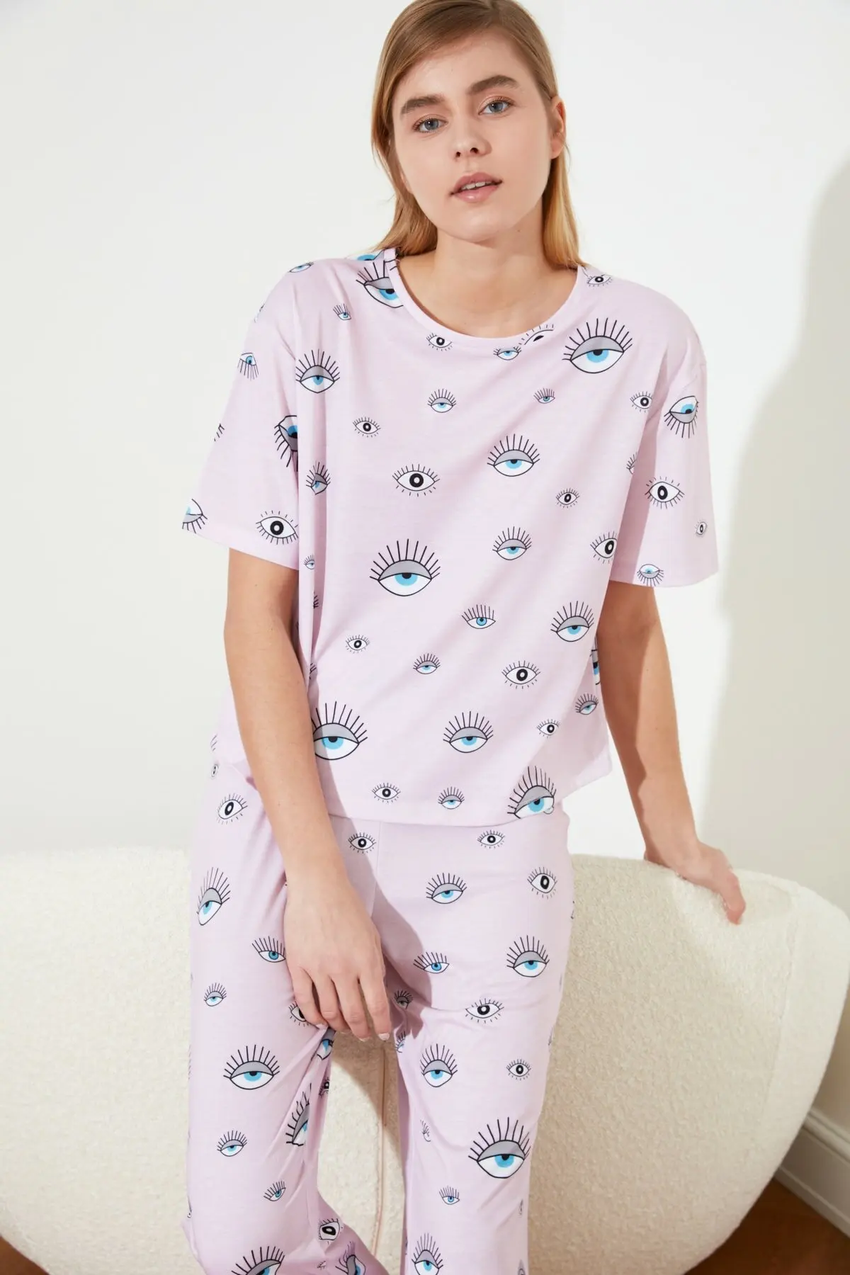 Women Powder Graphic Printed Knitted Pajamas Set Eye Pattern Summer Short Sleeve Femme Two Piece Shorts Set Casual Home Clothing 2021 Style Fashion Sleepwear