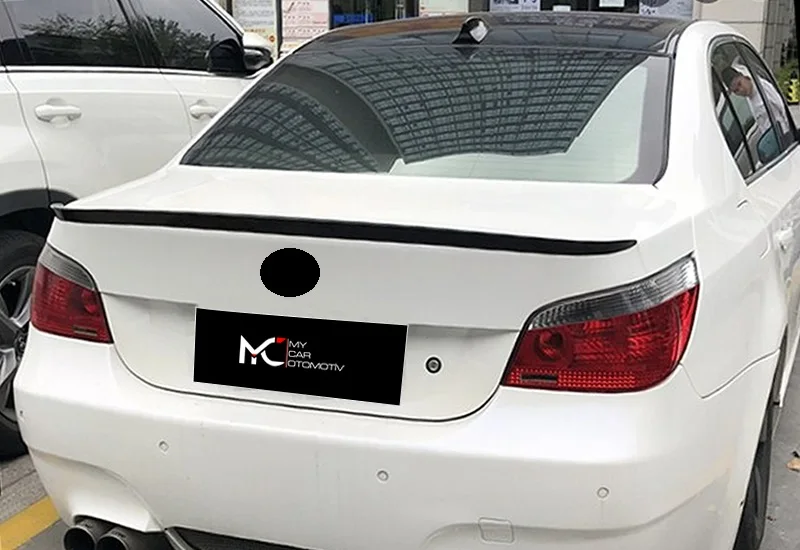 سبويلر طراز M للسيارة BMW E60 2003 + ملحقات السيارة وينليتس للسيارة e60 سبويلر ضبط الشفة الناشر ملحقات السيارة الخارجية