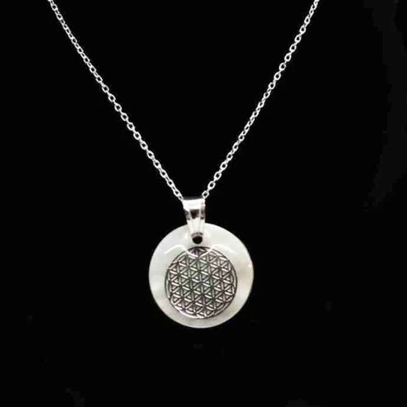 Necklace pendant Flower of Life Natural mother of pearl 1,8 cm and chain Silver 925 40 cm gift case