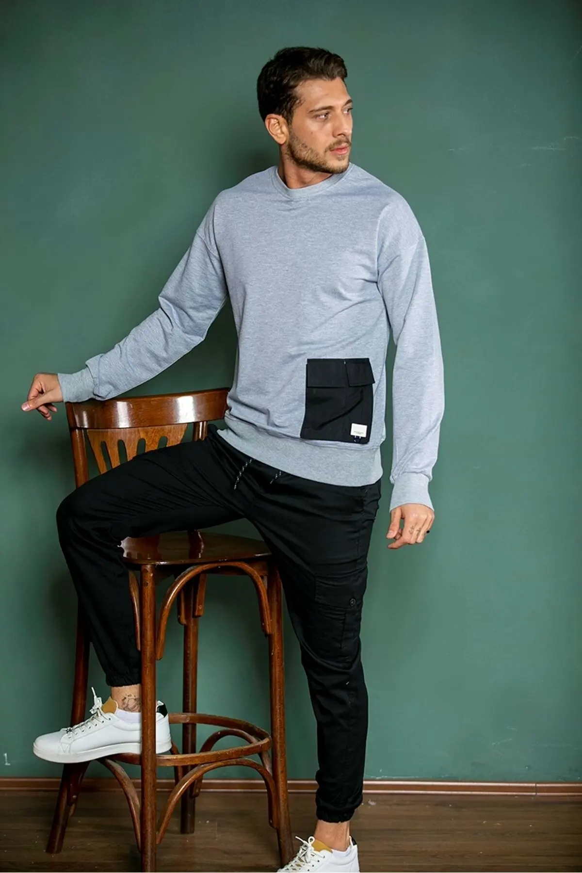 

2021 Autumn Winter New Season Men's Basic Casual Gray Pocket Detailed Sweatshirt Black Navy Blue Green Gray Khaki