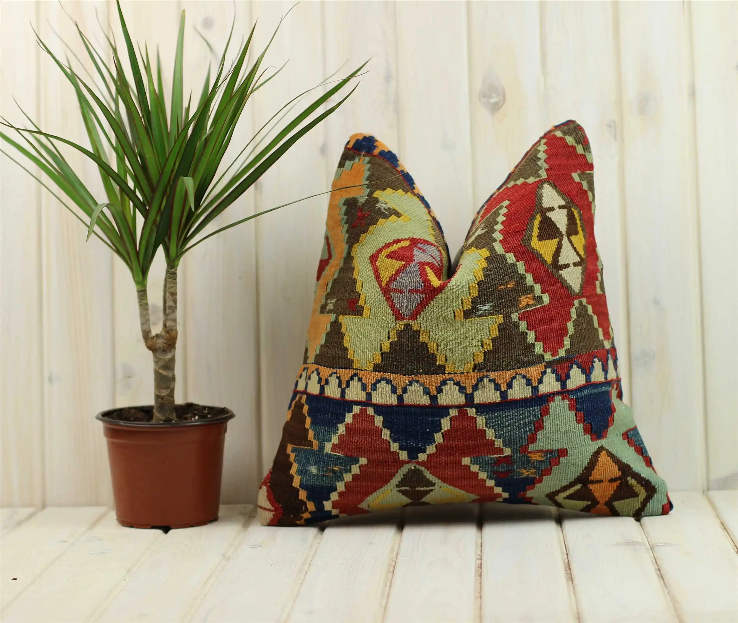 Handmade Kilim Pillow Cases Hand Woven Turkish Anatolian Traditional Motifs Cushion Cover Vintage Home Decorative Zip Carpet