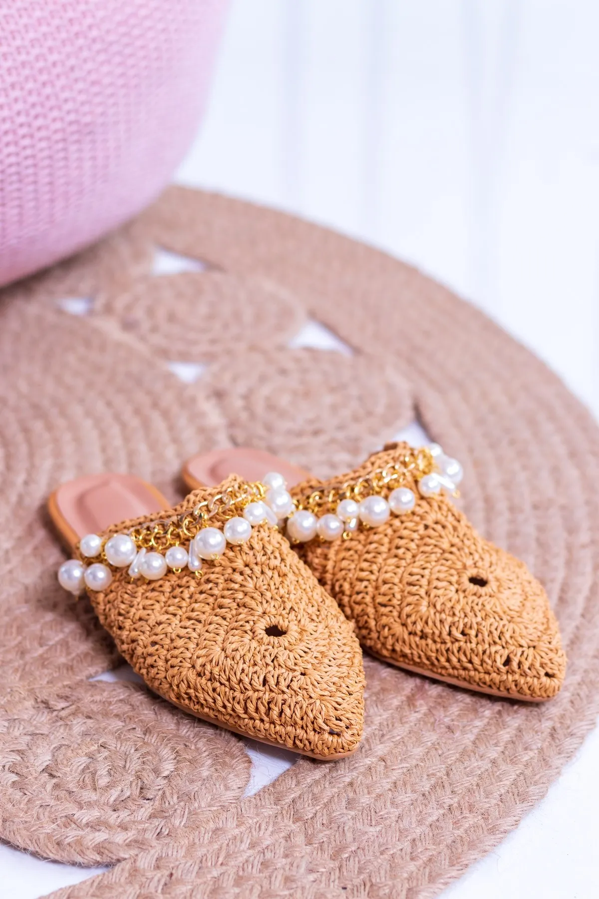 Knit Belt Pearl Detail Women Slippers Hand Mash Pearl Slippers Shoes Woman 2021 Lace Cover Toe Low Slippers Flat Loafers Luxury