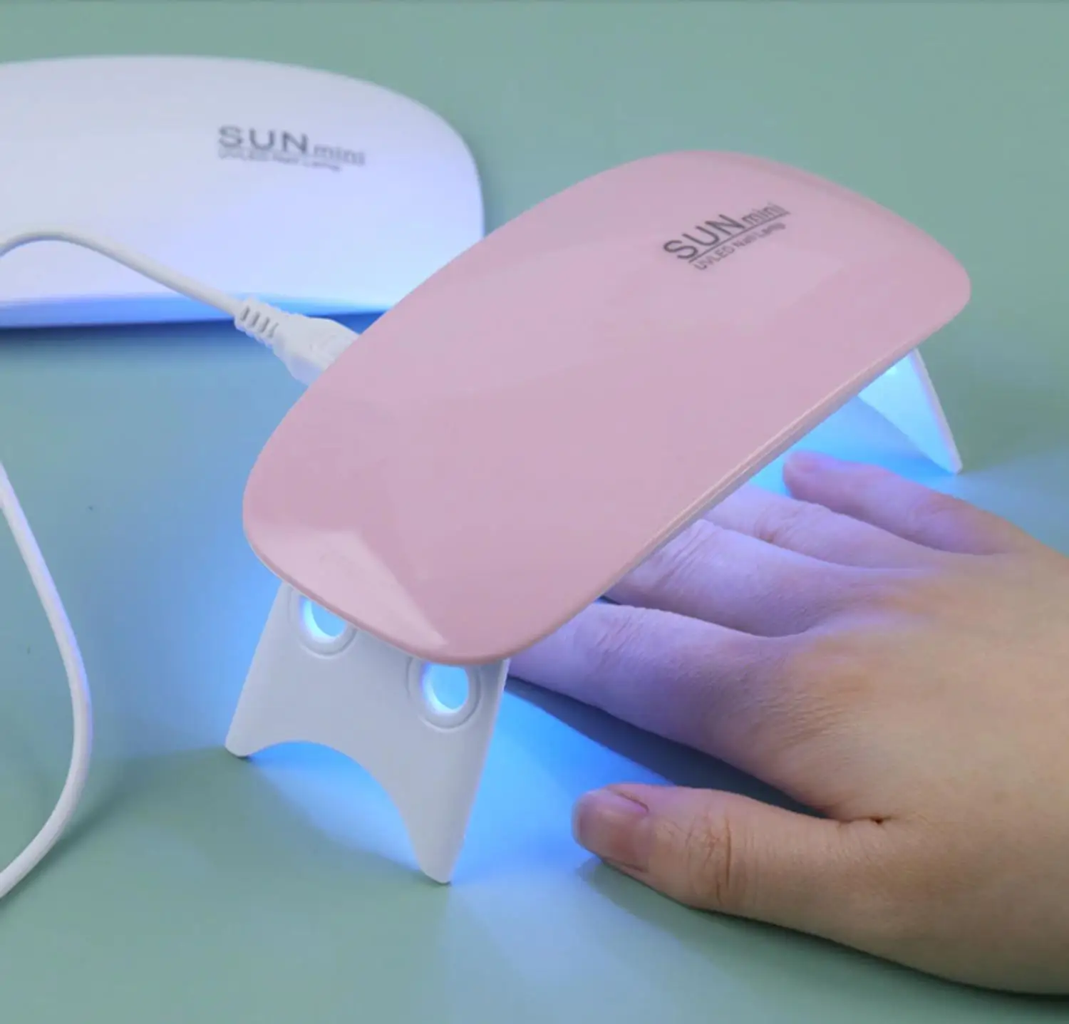 كابينة صغيرة من العلامة التجارية دافوشوب Forninho Sun mini Estufa مزودة بمصباح Led بالأشعة فوق البنفسجية معدات طلاء الأظافر