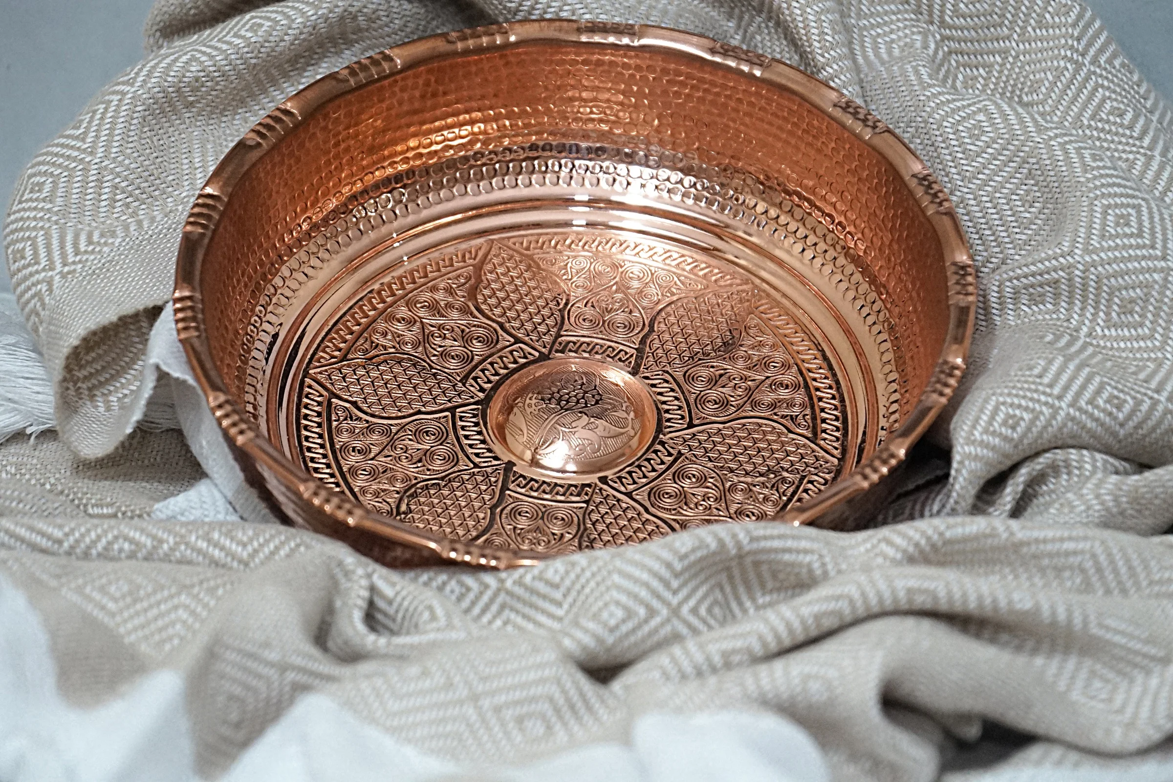 Copper Hammam Bowl For bath Bowls That Made of Copper Hand Hammered Patterned Decorative accessories by Allforhamam For Spa Bath