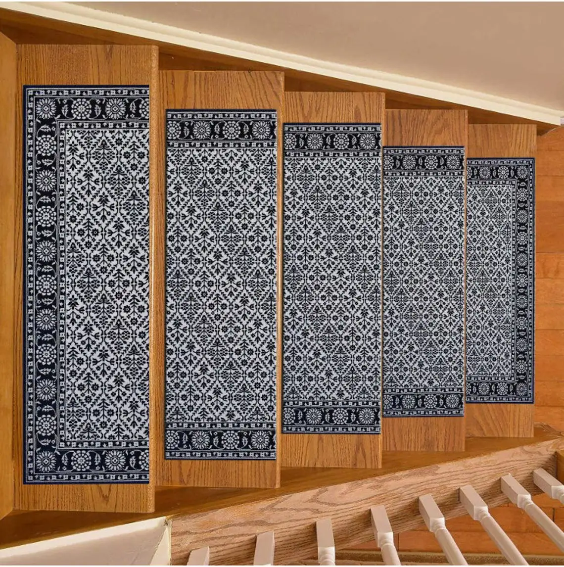 Stair Tread Rug, Non-Slip, Thick, Classic Floor Mat, Stair Rug Special Design for Your Home, Black and Grey Carpet