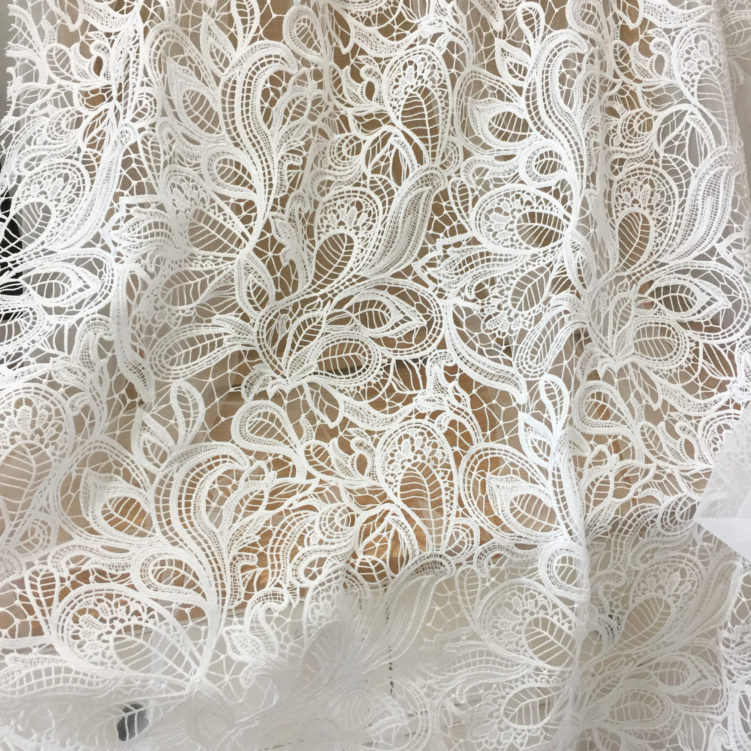 1 Yard Guipure Wedding Dress Lace Fabric, Boho Alencon Bridal Gown Fabric Off White Crochet Couture Lace 140cm Wide