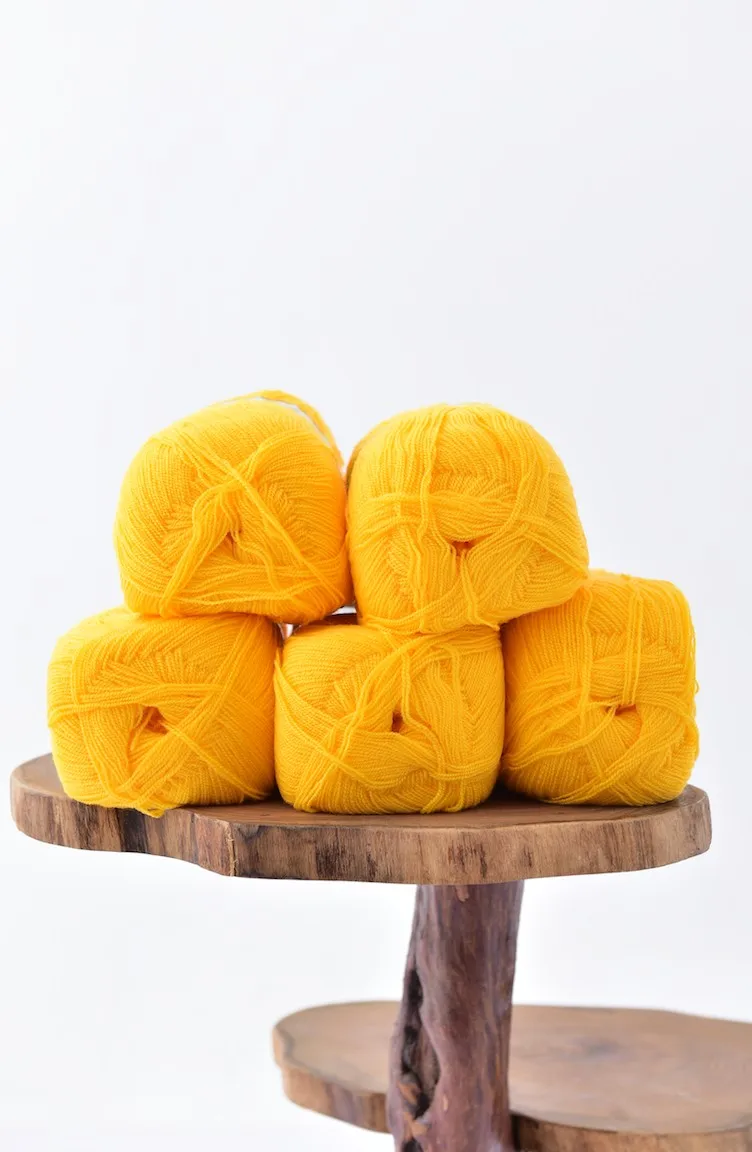 Life Knitted Yarn - 38 Color Options - 450 Meters(100gr) - Oren Bayan Kristal - Sweater - Cardigan - Acrylic - Amigurumi - Beret - Shawl- Bathroom -