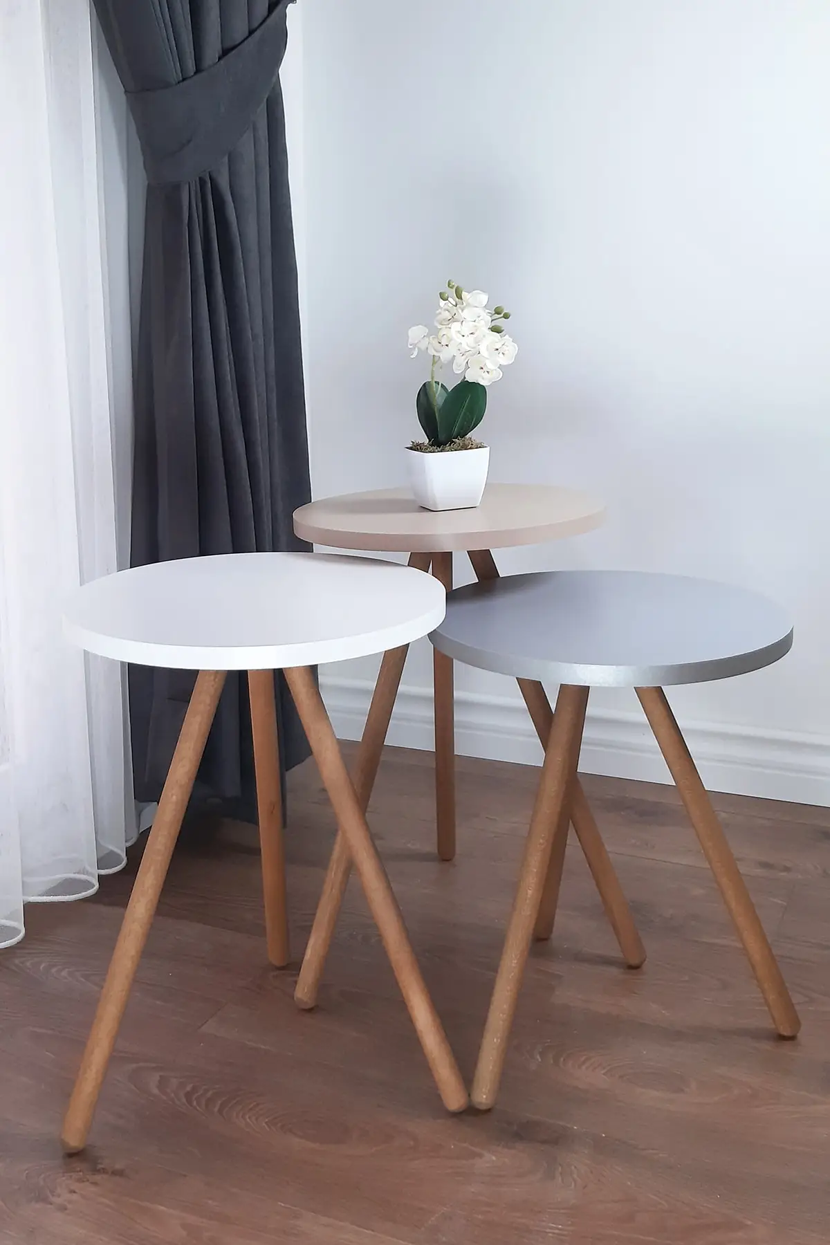 Màu Sắc Rực Rỡ Ba Làm Tổ Bàn Tròn Pastel Thiết Kế Cà Phê Tivi Gỗ Trang Trí Tròn Thiết Kế Bắc Âu Ăn Ghế Sofa Phòng Khách Hiện Đại