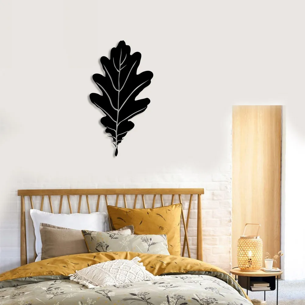 Detailed Leaf Pattern Wall Accessory Wooden Table 50x27cm