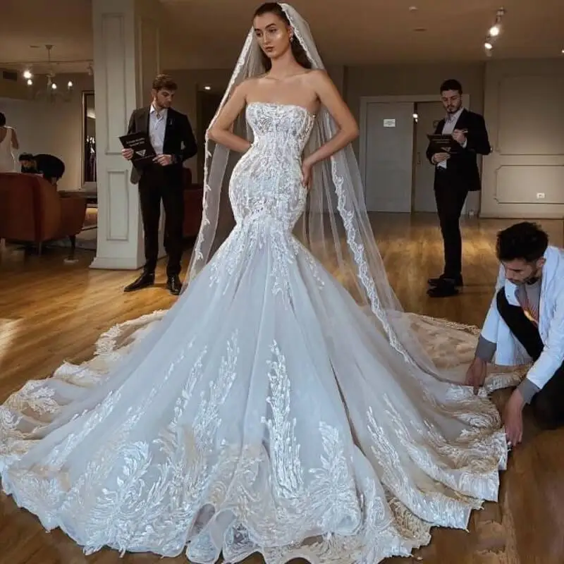 Robe De Mariee 2019 Dubai Bridal Mermaid Wedding Dress Gorgeous Lace Strapless Bridal Dress Lebanon Wedding Gowns