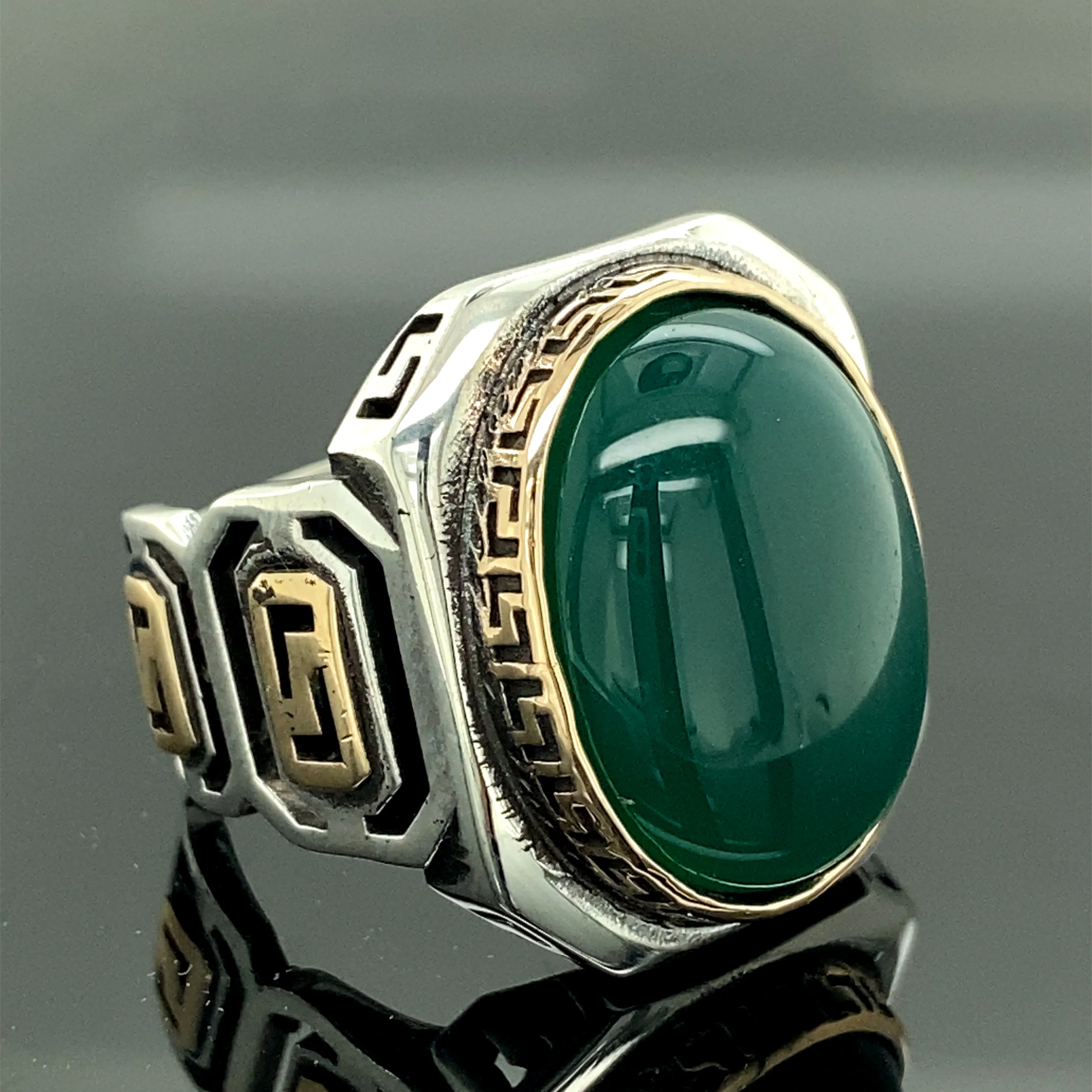 

Men Handmade Ring , Green Agate Ring , Greek Ring , Oval Gemstone Ring , 925k Sterling Silver Ring , Turkısh Handmade Ring , Gif