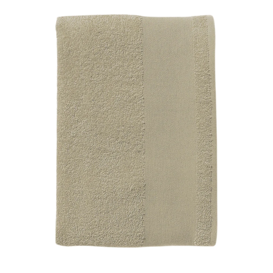 Model Island 30 bath towel