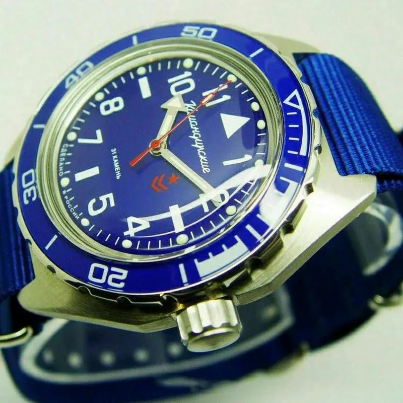 Watch East Commander 650852: The Real-World Experience of an Automatic Waterproof Nylon Strap Timepiece for Daily Wear and Rugged Use