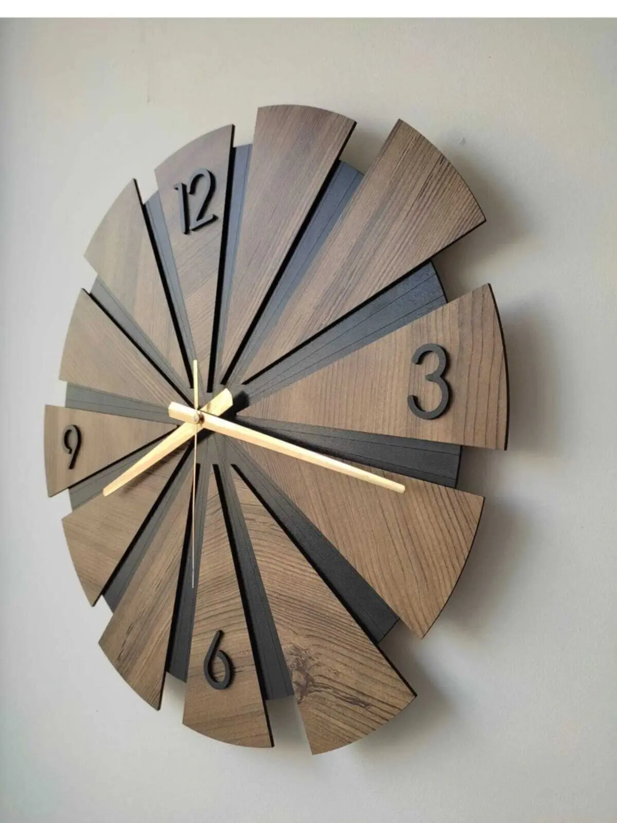 Wooden Layer Organic Wall Clock With Silent Flowing Mechanism 40x40 Cm Silent Scandinavian Model Wall Clock Suitable For office